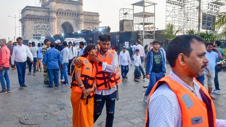 Mumbai Boat Accident man is visiting hospitals in search of his missing brother