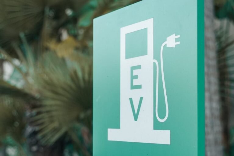 JSW Group Planning to Launch Its Own EV Brand, May Partner With Chinese EV Company