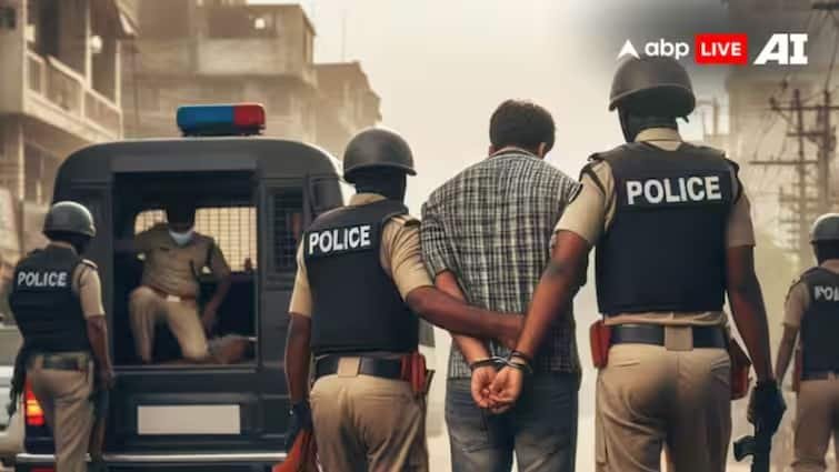 Muzaffarnagar Police Busted ITC Cigarette Theft Case Accused Arrest with Cash ann