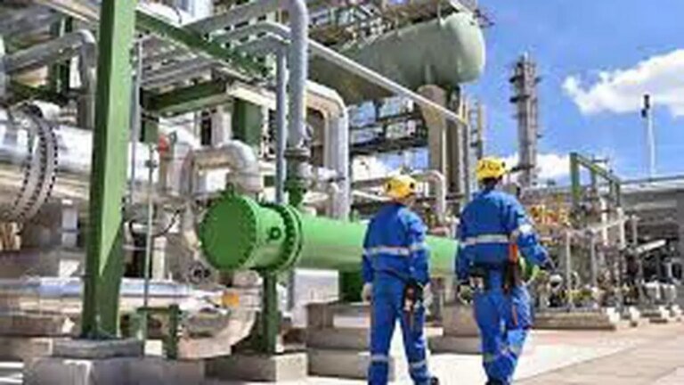 Stock to buy today: February 21, 2024 – Deepak Nitrite (₹2,357.35): BUY