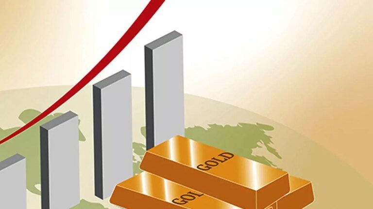 Gold soars over $2,700 an ounce on additional boosters