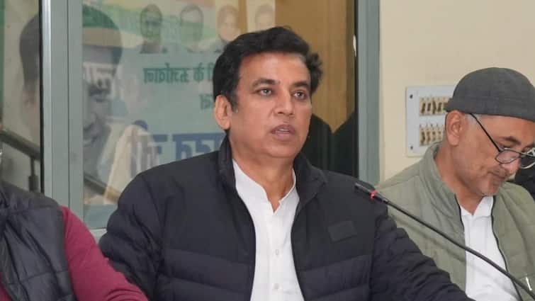 Delhi Assembly Election 2025 Devendra Yadav Congress On AAP Sanjay Singh Wife Vote Delhi Assembly Election 2025 Devendra Yadav Congress On AAP Sanjay Singh Wife Vote
