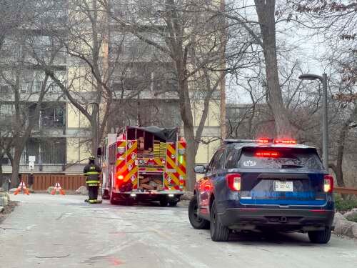 Fire at Four Lakes complex near Lisle displaces several residents