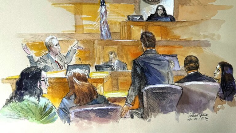 Ryan Routh questions first witnesses as his criminal case nears its final stage