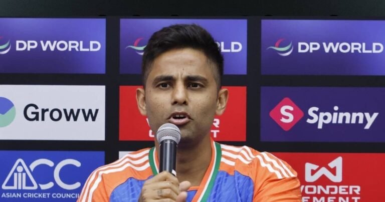 Suryakumar Yadav Video With Dog: Suryakumar Yadav replied to Pakistan in gestures, posted video with dog