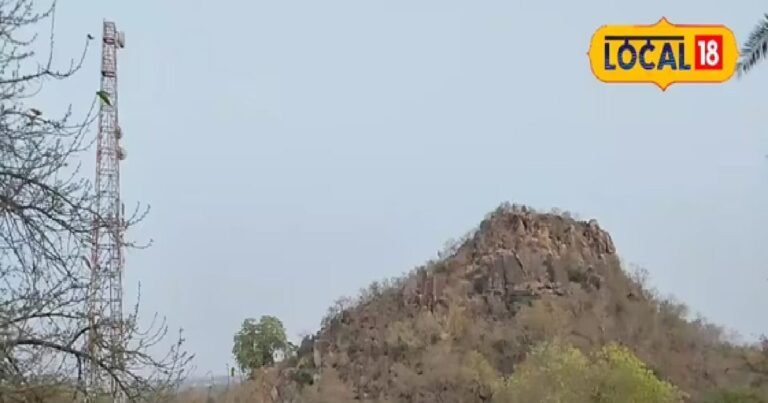 This is the mountain of Tretayuga! Shatrughan had killed on the orders of the powerful demon, Shri Ram