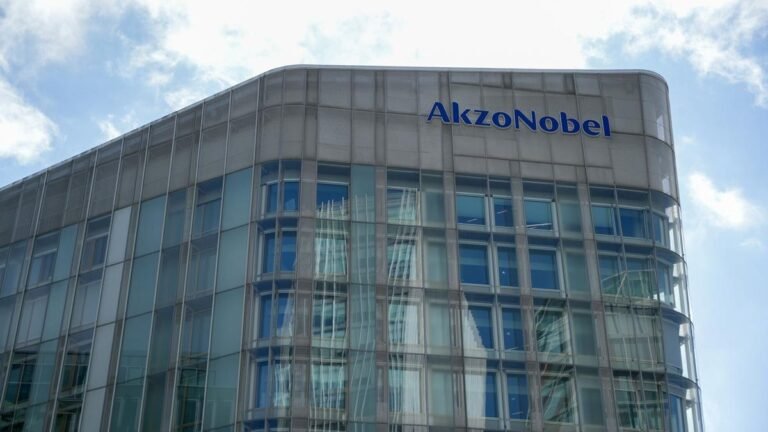 Akzo nobel promoters offload 5% for ₹ 765 Crore