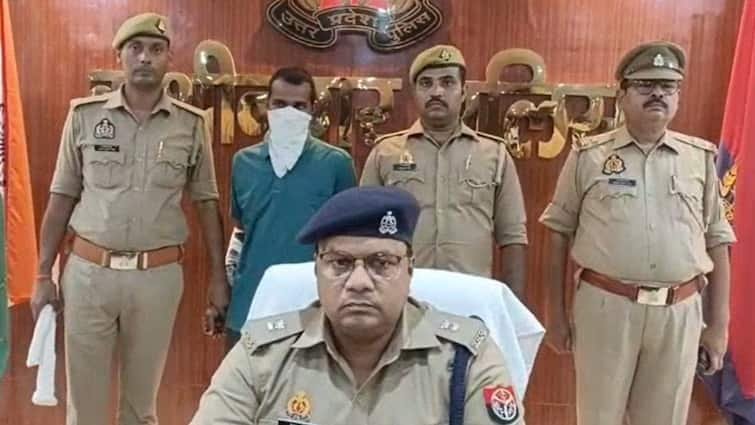 Kushinagar News: Father’s third marriage passed on son