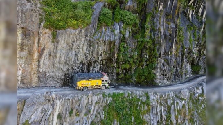 The most dangerous ‘Killer Road’ in the world, where meets death, these people travel on this path!