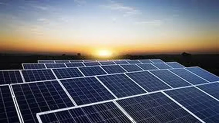Waaree energy Acquires 76% Stake in Smart Meter Firm Racemosa Energy