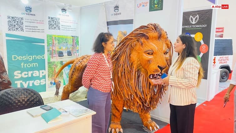 Women entrepreneurs of Kanpur dominated in Greater Noida Trade Fair, business of crores made from junk