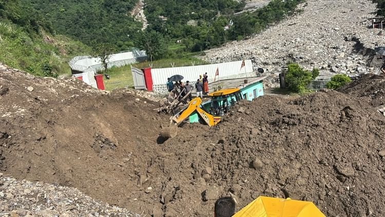 DEHRADUN Disaster Rescue Operations Underway to Find Missing People relife