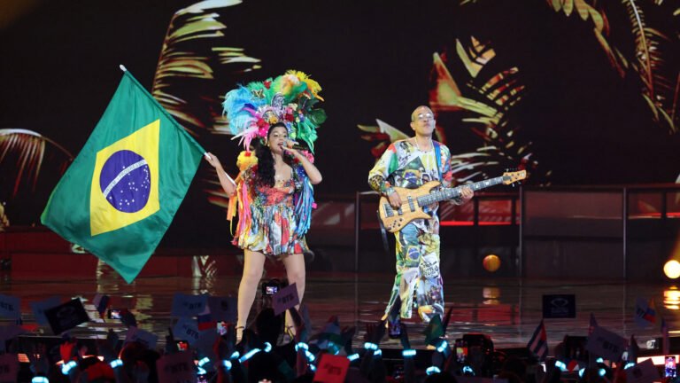 Barred from Eurovision, Russia holds its own rival song contest | Newsfeed