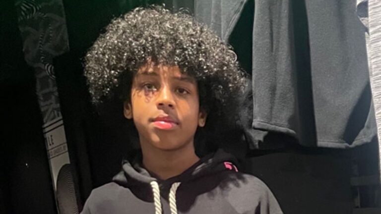 Family pay moving tribute to teenager stabbed to death in Manchester | UK News