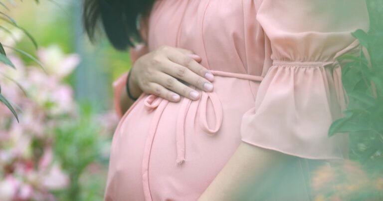 Mother wanted to become a woman, a donor discovered from Facebook, when a child was born, started regretting!