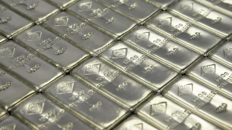 Silver plummets more than 16%, erasing a two-day recovery