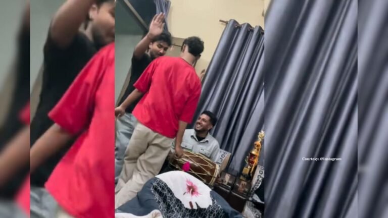 To the beat of Dholak, these two boys left the girls behind, did matka-matka dance, video going viral..