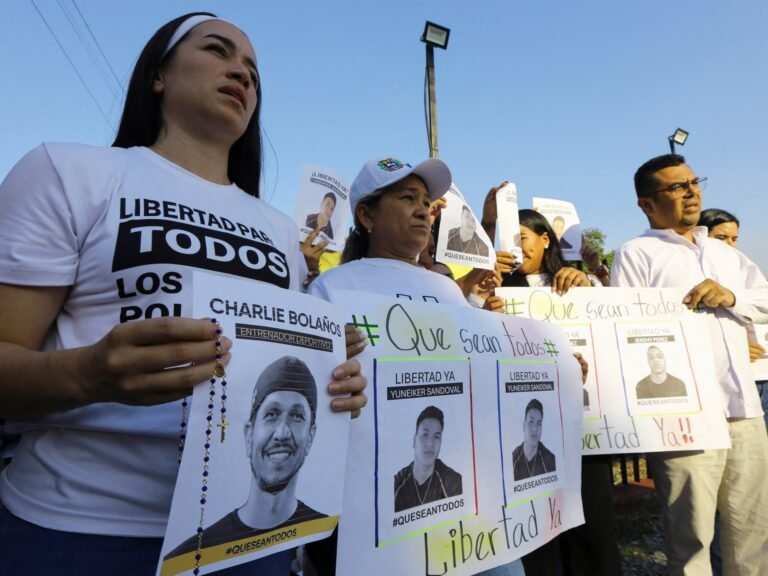 Venezuela grants amnesty that could release hundreds of political detainees | Human Rights News