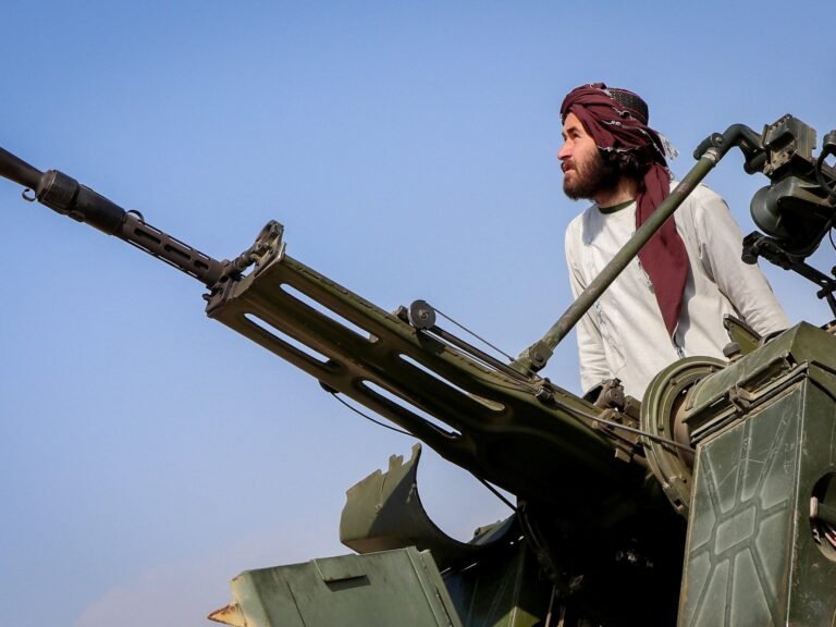Afghanistan’s Taliban says open to talks after Pakistan bombs major cities | Conflict News