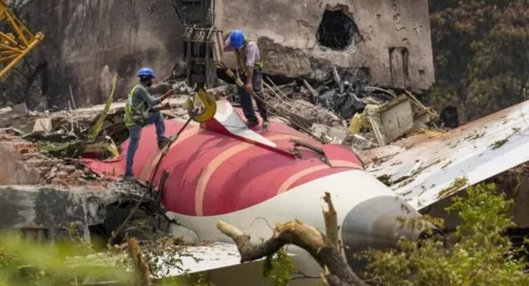 Sensational claim on Air India accident AI-171, fuel switches were closed intentionally? Italy reports suspicion on pilot