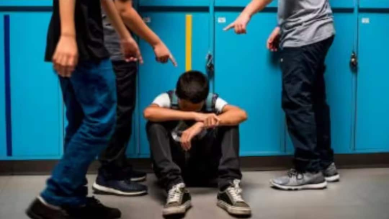 Punjab: Fifth class student attacked in school van, parents raised questions, know the whole matter