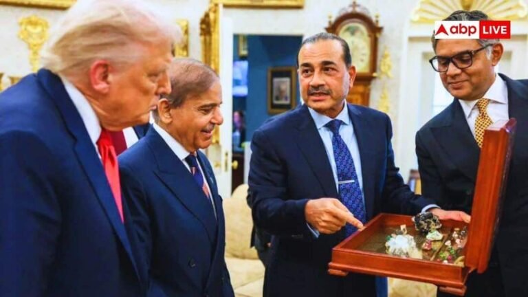 Trump regrets calling Asim Munir ‘favourite’! Trust PAK out of greed for a box, know what was in it?