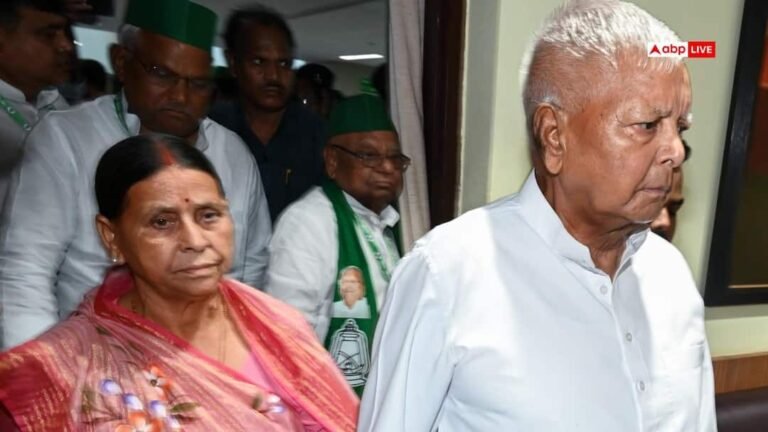 Land for Job Case: Lalu Yadav-Rabri Devi declared themselves innocent, will face trial