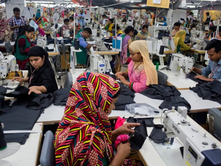 US and Bangladesh set trade deal with tariffs at 19 percent | Business and Economy News