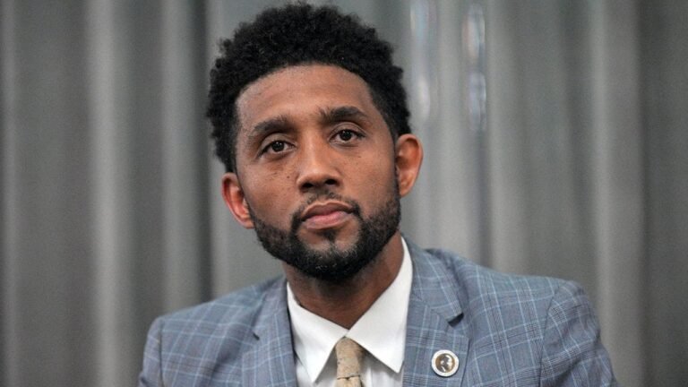 Baltimore Mayor Brandon Scott defends $163K Jeep purchase, cries racism