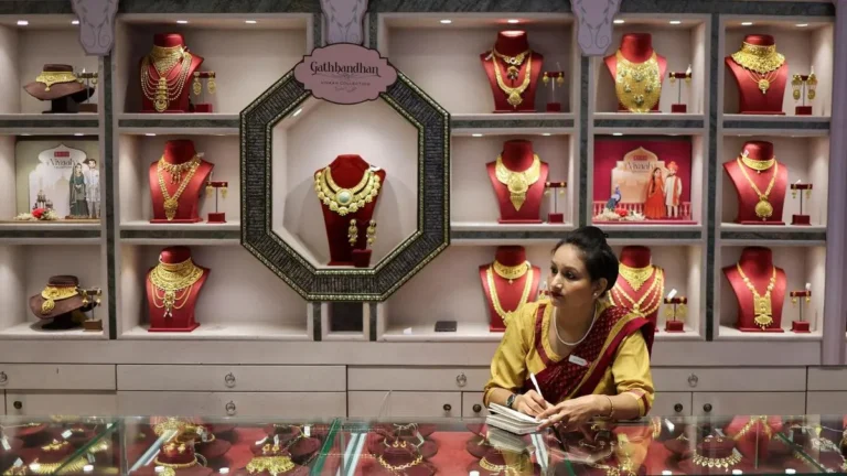 Gold rates slip again; check rates in Chennai, Ahmedabad, Mumbai, Kolkata, Bengaluru, Delhi