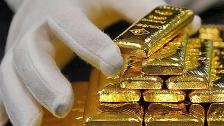 Gold, silver edge higher on US jobs report, hopes of Fed rate cut