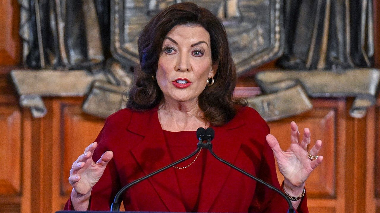 Kathy-Hochul.jpg