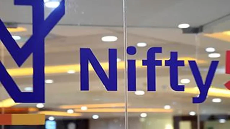 Benchmark indices trade flat; metal stocks lead decliners