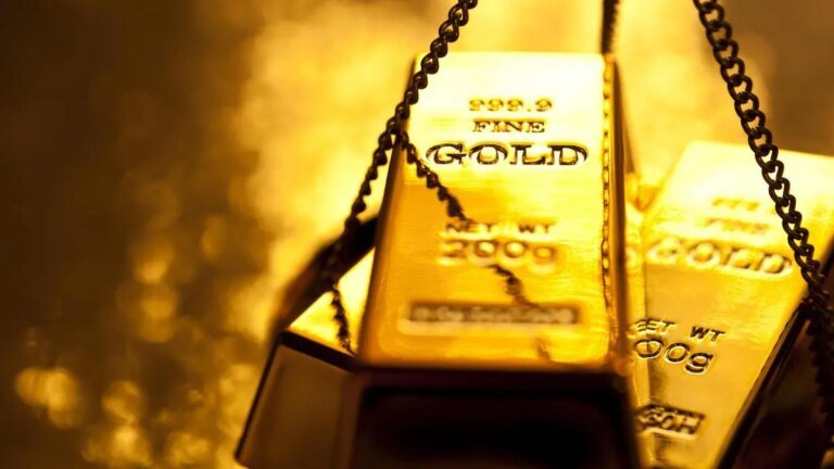 Gold pares losses after Goldman raises year-end price forecast