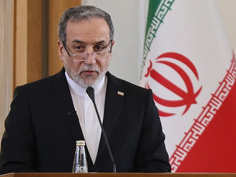 LIVE: Iran’s top diplomat set to address Al Jazeera Forum in Doha