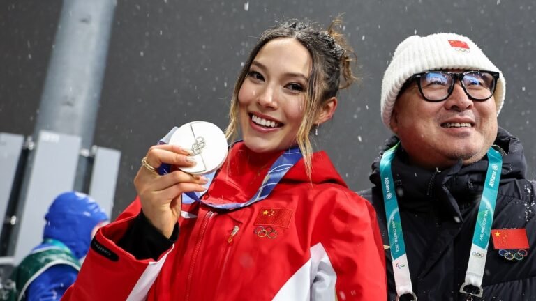 Eileen Gu’s interaction with media over winning silver instead of gold goes viral