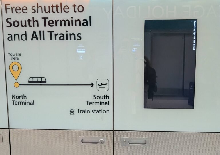 Gatwick shuttle screen suffers pre-flight nerves • The Register