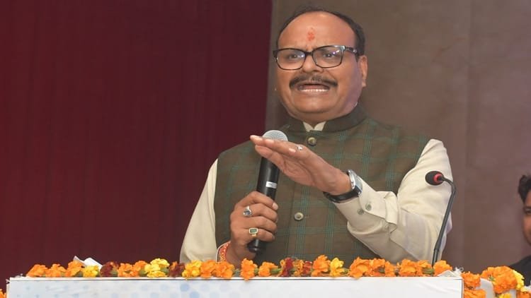 Up: Deputy CM Brijesh Pathak attacks Rahul Gandhi, says those who sell love want to incite riots – Up: Deputy CM Brijesh Pathak attacks Rahul Gandhi, says those who sell love want to incite riots