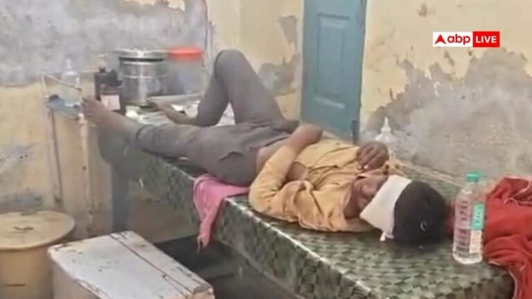 Sirohi: Leopard attacked two brothers who went to graze goats, only one is in critical condition.