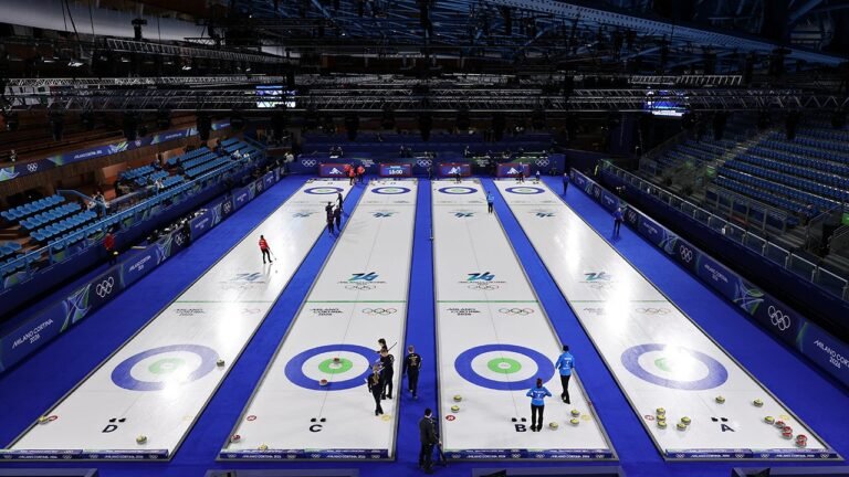 Winter Olympics curling hit by power outage, power delay