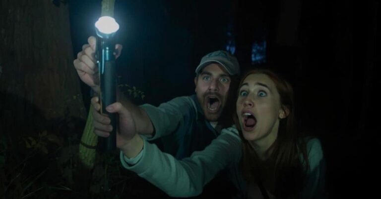 Couple bought second hand house, magazine was found hidden in the wall, there were many bags with it, when it was opened, health deteriorated!