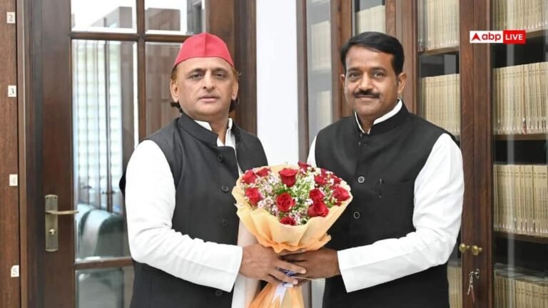 SP will get strength in ‘Saffron Garh’ before UP Assembly elections! Will BJP get a shock?