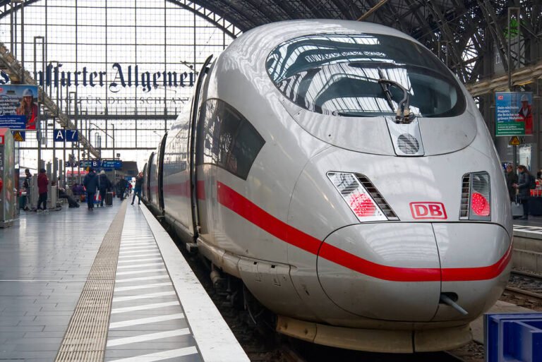 German train line back on track after DDoS yanks the brakes • The Register