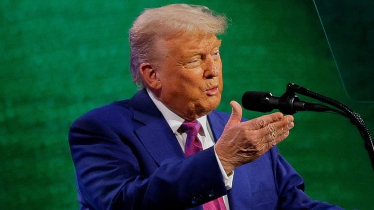 Us: ‘The President of Paraguay is young and attractive, but I like women’, Trump’s strange statement in the Peace Board meeting – Donald Trump Talks Up Accomplishments Compliments Young And Handsome Paraguayan President