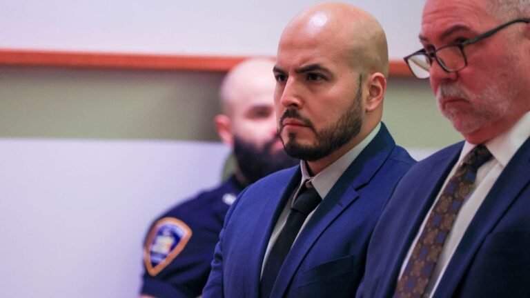 NYPD Sgt. Erik Duran convicted of manslaughter in Bronx cooler death: report
