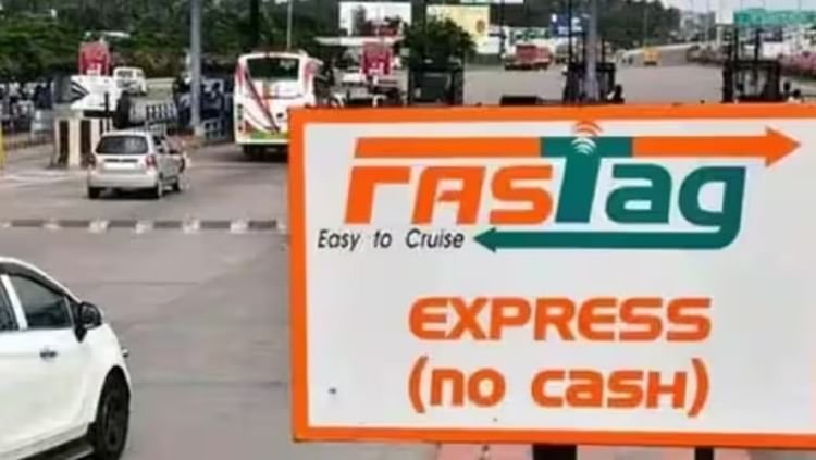Toll Tax: Preparation to stop cash toll on National Highways from April 1, 2026, Fastag-UPI will be mandatory – Govt Likely To Discontinue Cash Payments At National Highways From April 1 Latest News In Hindi