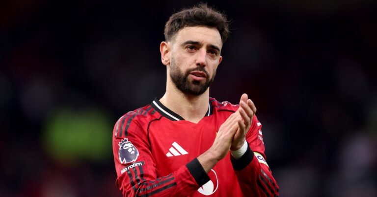 LIVE: Manchester United vs Tottenham Hotspur – Premier League | Football News