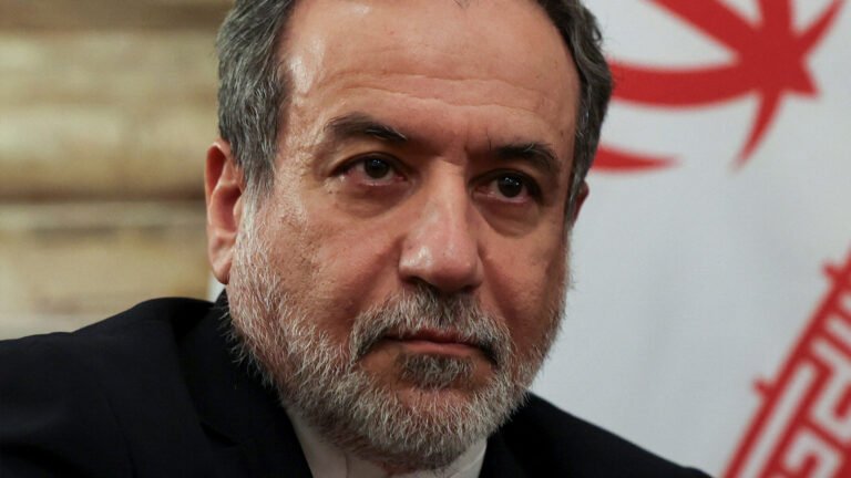 Iran foreign minister arrives in Oman for talks with US | Conflict