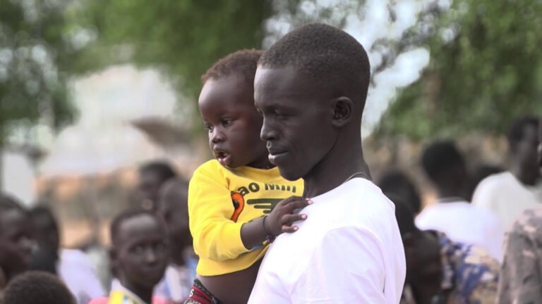 Hundreds of thousands flee as fighting escalates in South Sudan | Genocide