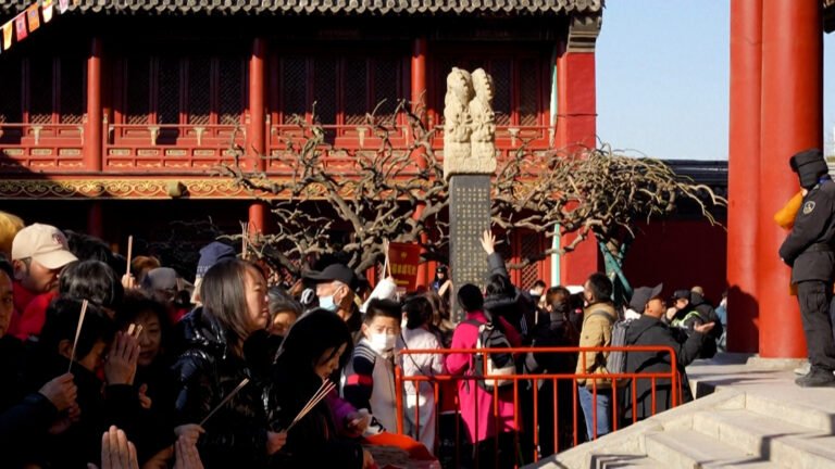 Video: Millions celebrate Lunar New Year ushering in the Year of the Horse | Newsfeed